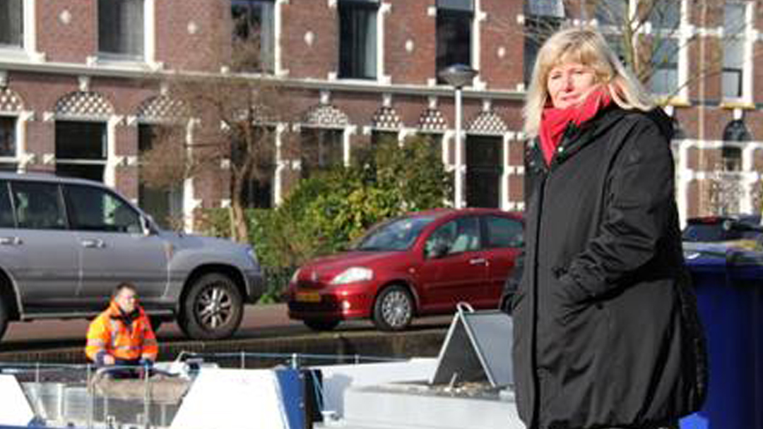 Citybarge en Renewi starten in Leiden met vervoer van bedrijfsafval over water