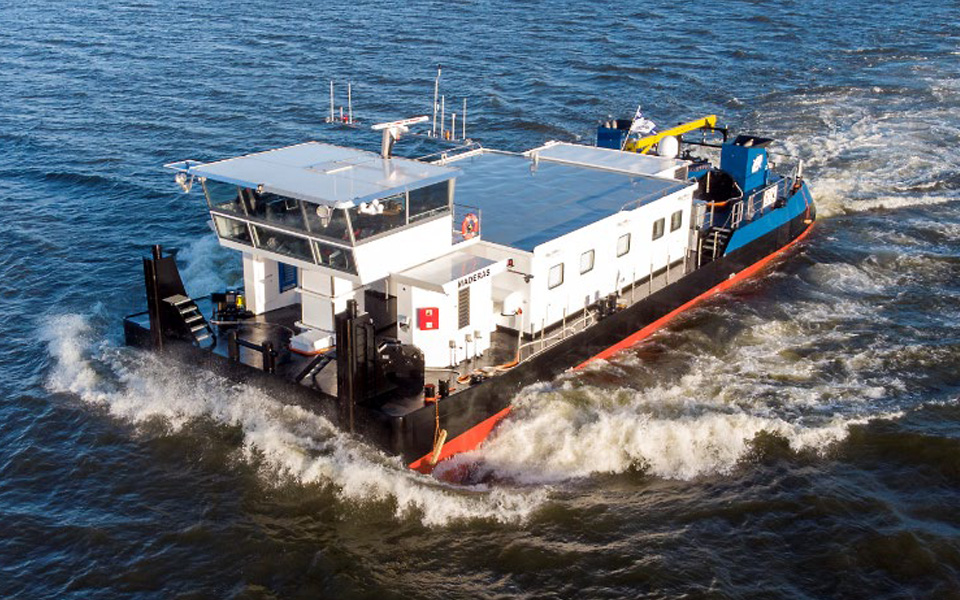 Barkmeijer Shipyards levert serie van 3 diesel-elektrische laagwater duwboten succesvol op aan Chemgas Shipping
